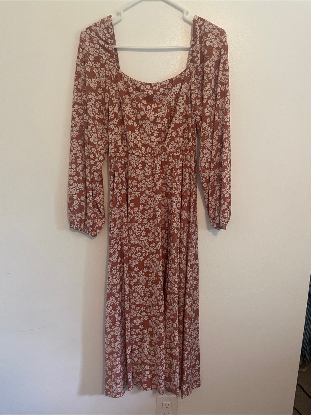 Carly Jean Los Angeles Rust Floral Long Sleeve Square Neck Midi Dress